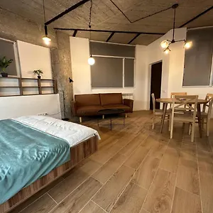  Апартаменты In Next To Courtyard Marriott